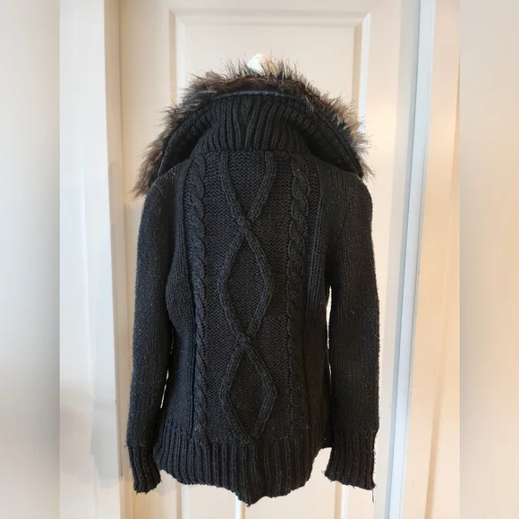 Black jacket - Picture 3 of 4